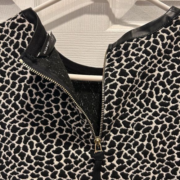 Club Monaco Leopard Print Pullover Top Women's Size Large Mixed Media Neck - Picture 6 of 7